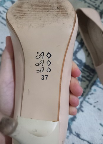 Bej Stiletto Topuklu Kadın Ayakkabı - Görsel 3