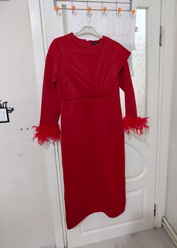 Drapeli Kırmızı Uzun Kollu Abiye Elbise şalda dahil - Görsel 2