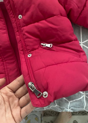 Kız Çocuk Parlak Pembe Fermuarlı Mont - Görsel 4