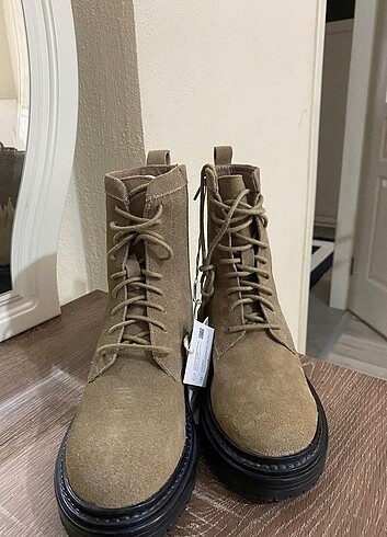 33 Beden Zara kız çocuk bot