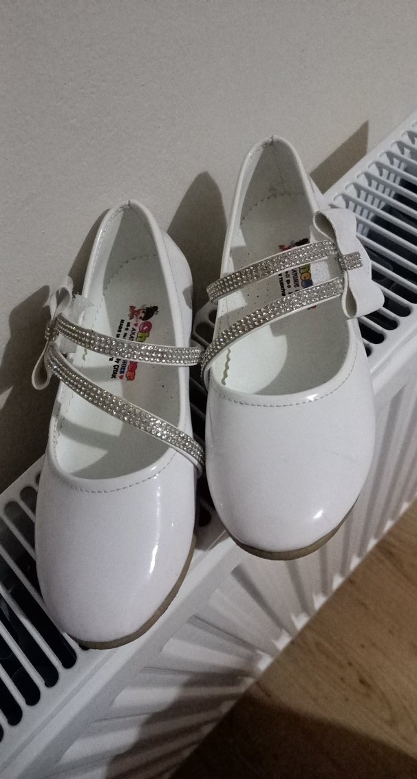 Kız Çocuk Beyaz Tokalı Babet - Görsel 3