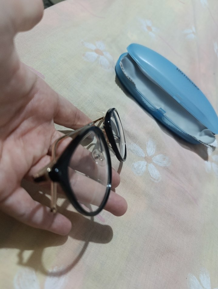 Siyah Kadın Gözlüğü - Görsel 5