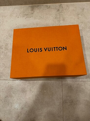 Louis Vuitton Çanta Kutusu