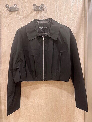 Zara Kenarı Pilili Kısa Blazer