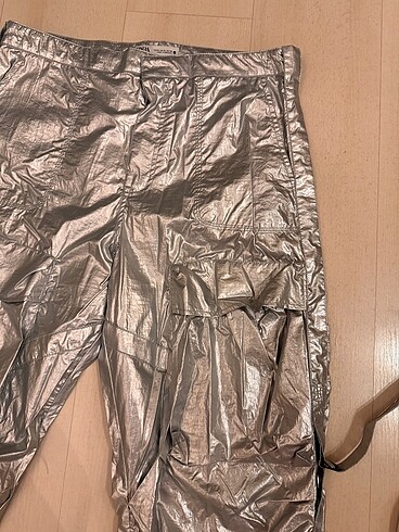 xl Beden Zara Parlak Pantolon