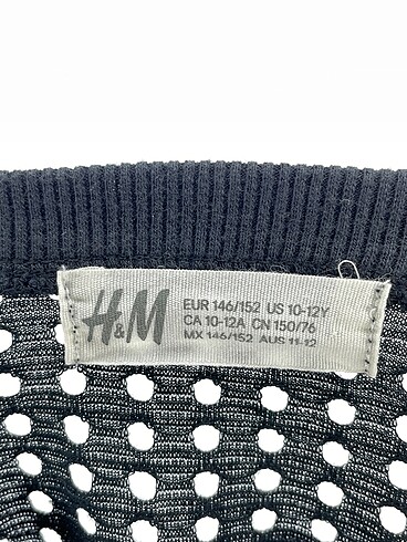 universal Beden siyah Renk H&M T-shirt %70 İndirimli.