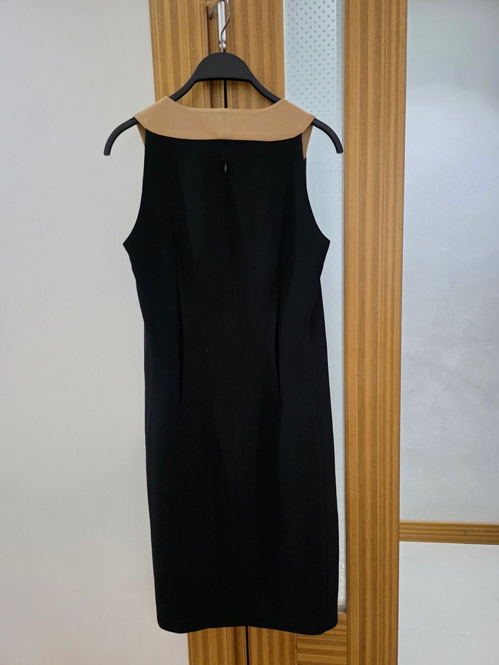 Kolsuz Midi Siyah Ofis Elbisesi - Görsel 3