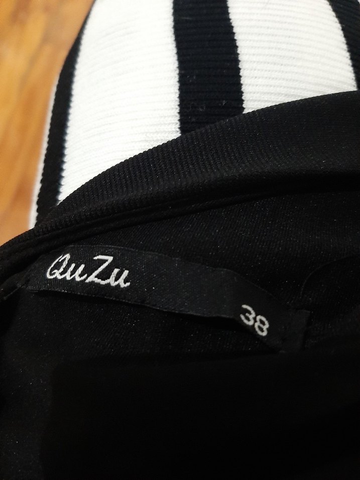 Siyah V Yaka Midi Kadın Elbise - Görsel 3