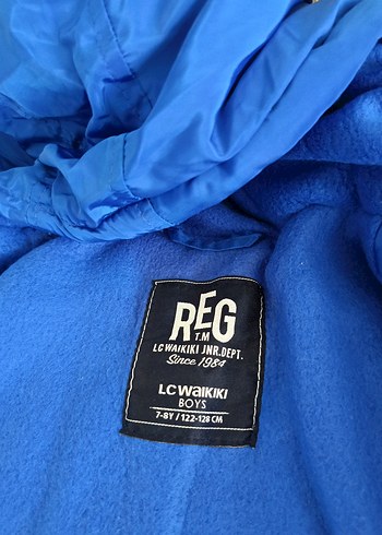 Mavi Kapüşonlu Erkek Çocuk mont - Görsel 8