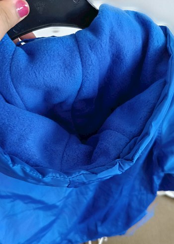 Mavi Kapüşonlu Erkek Çocuk mont - Görsel 7