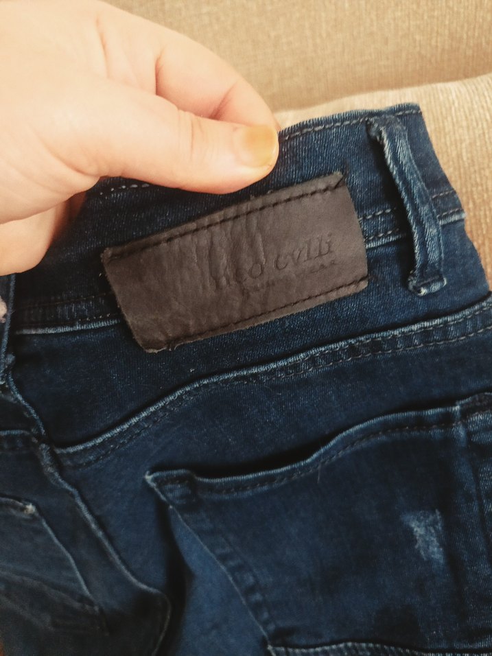 Koyu Mavi Kadın Kısa Denim Şort - Görsel 4