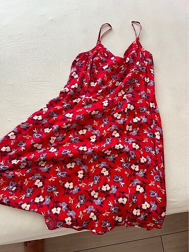 LC Waikiki KIRMIZI ELBİSE