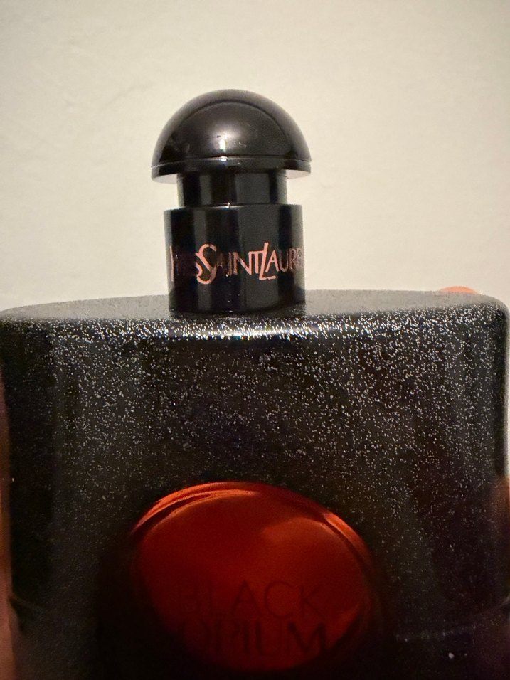 Yves Saint Laurent Black Opium Kadın Parfümü - Görsel 2