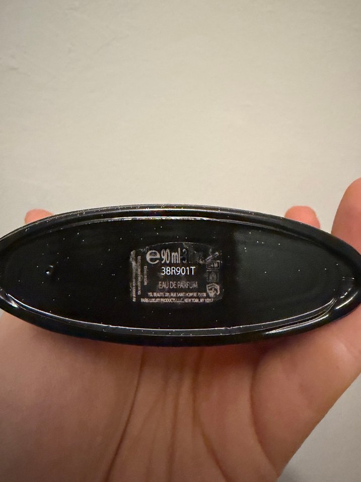 Yves Saint Laurent Black Opium Kadın Parfümü - Görsel 3