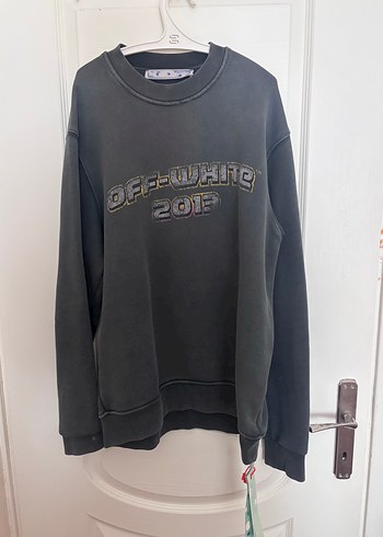 Off-White Caravaggio