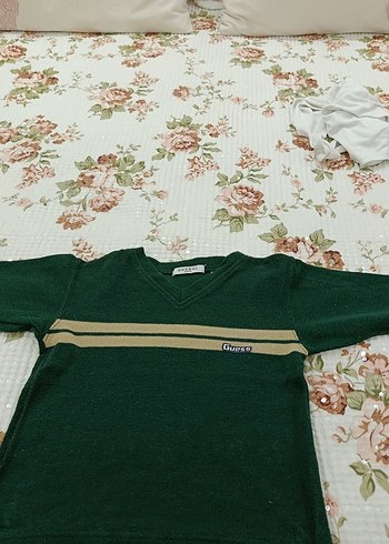 Erkek Çocuk Yeşil V Yaka Triko Kazak orjinal guess