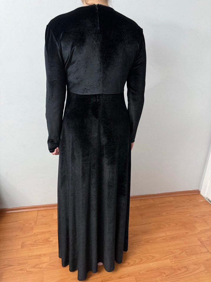 Uzun Siyah Süet Gotik Elbise - Görsel 2