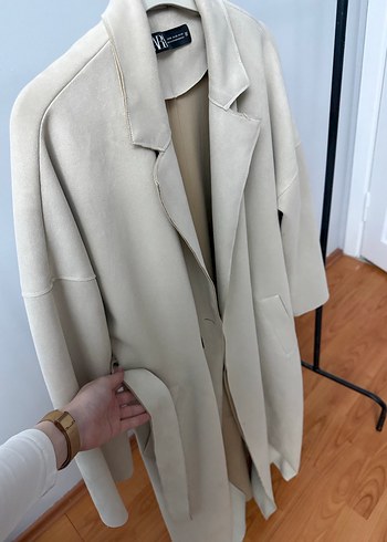 Bej uzun kadın trençkot - Görsel 2