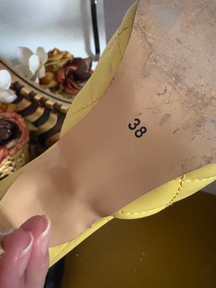 Sarı Topuklu Kadın Terlik - Görsel 4