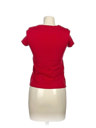 42 Beden Oshkosh T-shirt %70 İndirimli.