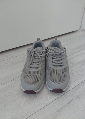 Gri Bağcıklı Kadın Spor Ayakkabı - Görsel 2