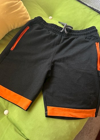 Nike Siyah Turuncu Fermuarlı Erkek Mini Şort Doğa Koleji