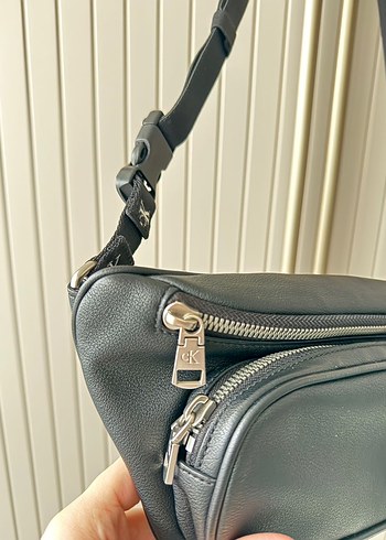 Calvin Klein Deri Kadın Bel Çantası - Görsel 4