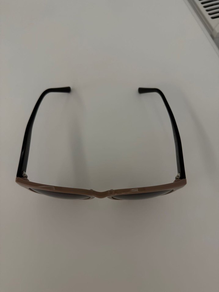 Barcelona güneş gözlüğü - Görsel 3