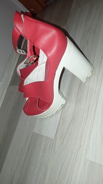39 Beden kırmızı Renk Kadın topuklu ayakkabı 
