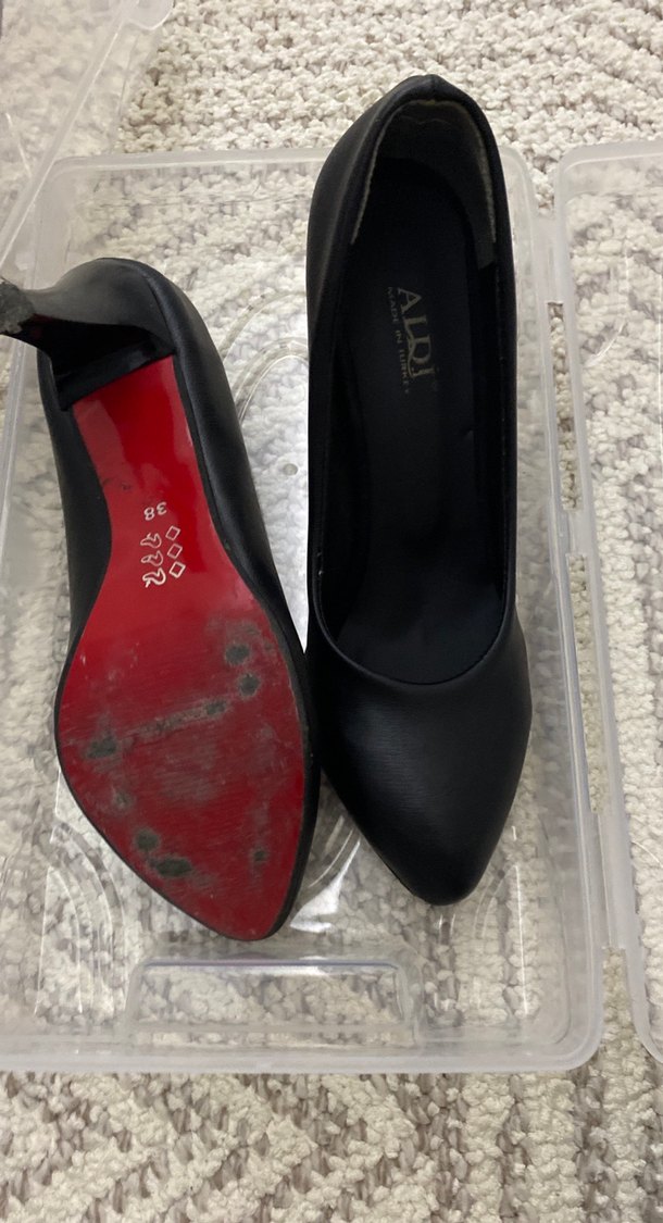 ALDI Siyah Kürklü Stiletto Topuklu Kadın Ayakkabı - Görsel 3
