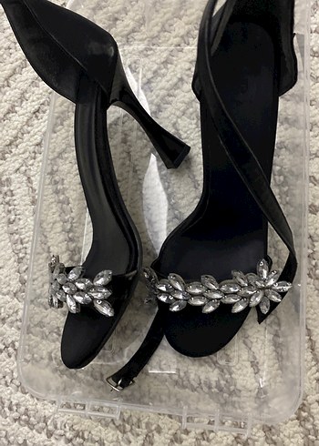 Siyah Taşlı İnce Topuklu Kadın Abiye Ayakkabı - Görsel 3