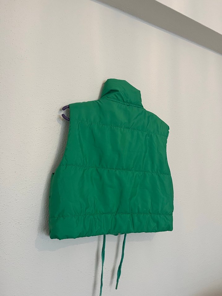 Yeşil Kısa Dik Yakalı Kadın Yelek - Görsel 2