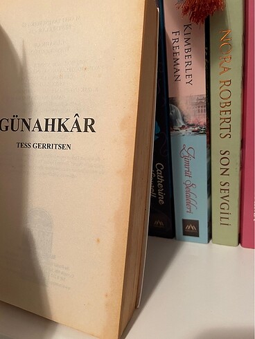 Beden Renk Günahkar - Tess Gerritsen
