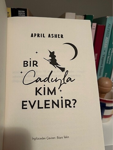  Beden Bir Cadıyla Kim Evlenir