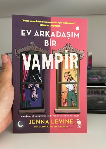 Ev Arkadaşım Bir Vampir - Jenna Levine