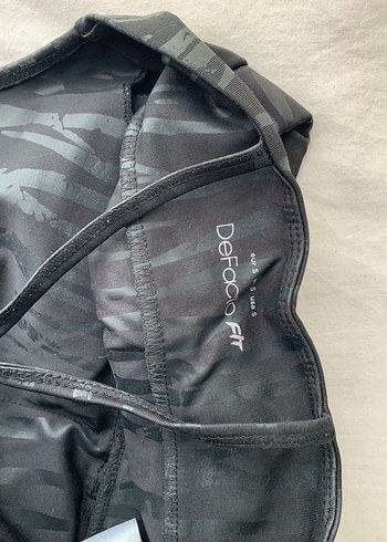 Siyah Zebra Desenli Spor Sütyen - Görsel 3