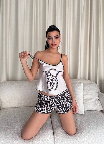 m Beden ten rengi Renk Vs leopar desenli askılı şort pijama/gecelik takımı