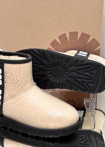 UGG Beyaz Tüylü Lastik Kadın Bot(skd/sut) - Görsel 5
