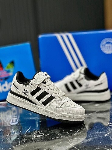 ????Adidas forum low beyaz siyah ????İthal kalite ayarında ???