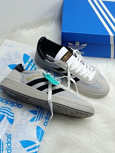 Adidas handball special????Renk gri ????Hafif ergonomik iç taba
