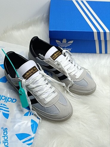 Adidas Adidas handball special????Renk gri ????Hafif ergonomik iç taba