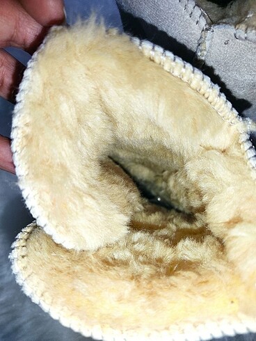 Ugg UGG çocuk süet bot  bej ?? ??Süet içi peluş ??Şu geçirmez ??K