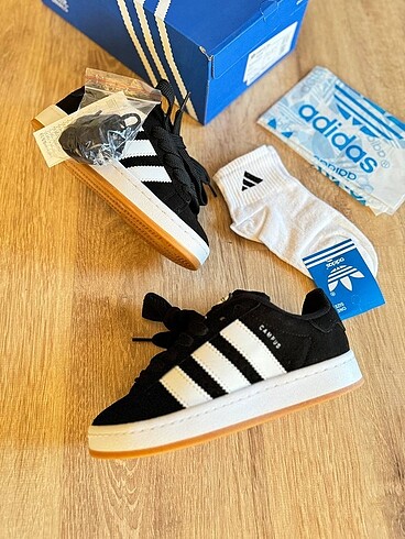 Adidas Campus 00s Black