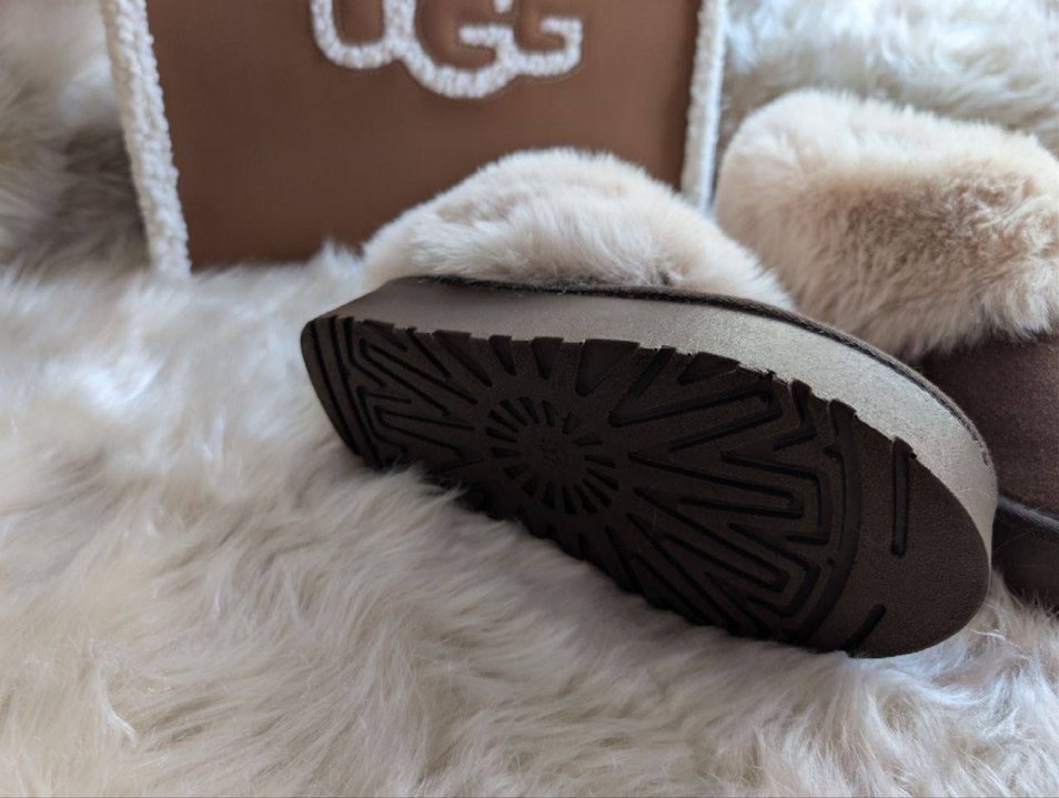 UGG TAZZELLE CHESTNUT
Üst kalite,
Platform taban : 4.5 cm - Görsel 5