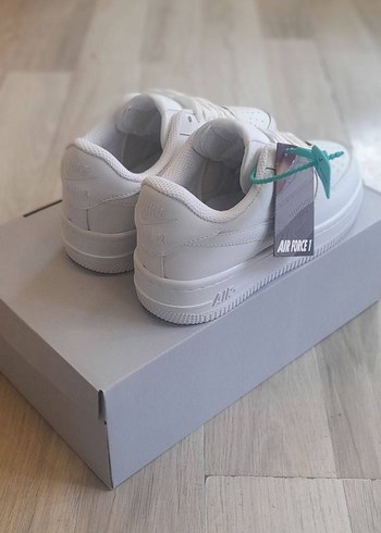 Beyaz Kadın Spor Ayakkabı Velcro Bantlı - Görsel 4