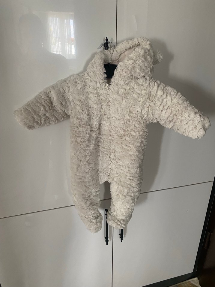 Kürklü Kapüşonlu Beyaz Bebek Tulumu - Görsel 2