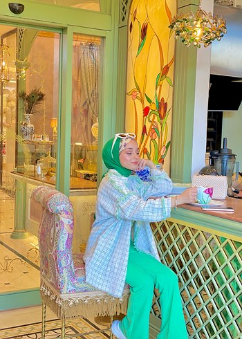 Yeşil ceket oversize isteyene pantolonu da satabilirim - Görsel 4