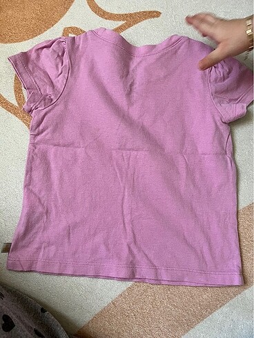 Gap Gap tshirt