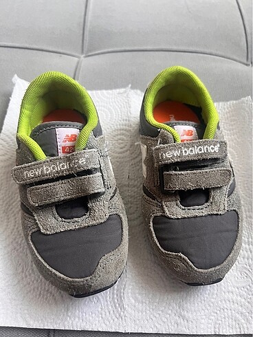New bakance bebek ayakkabı(23,5)