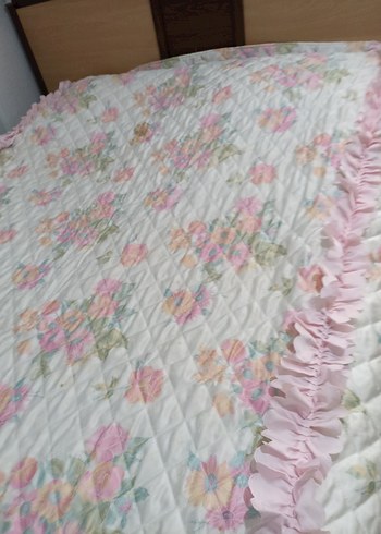 Pembe Çiçek Desenli Pastel Yatak Örtüsü - Görsel 3